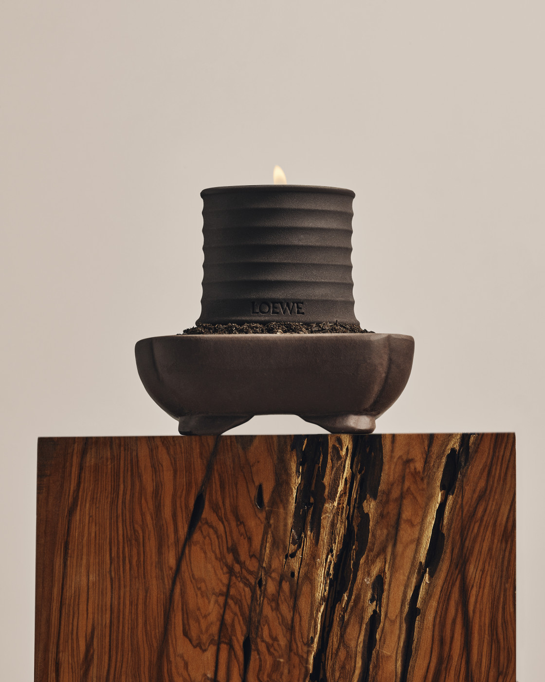 Loewe キャンドル tuberose LOEWE HONEY SUCKLE アロマキャンドル 170G