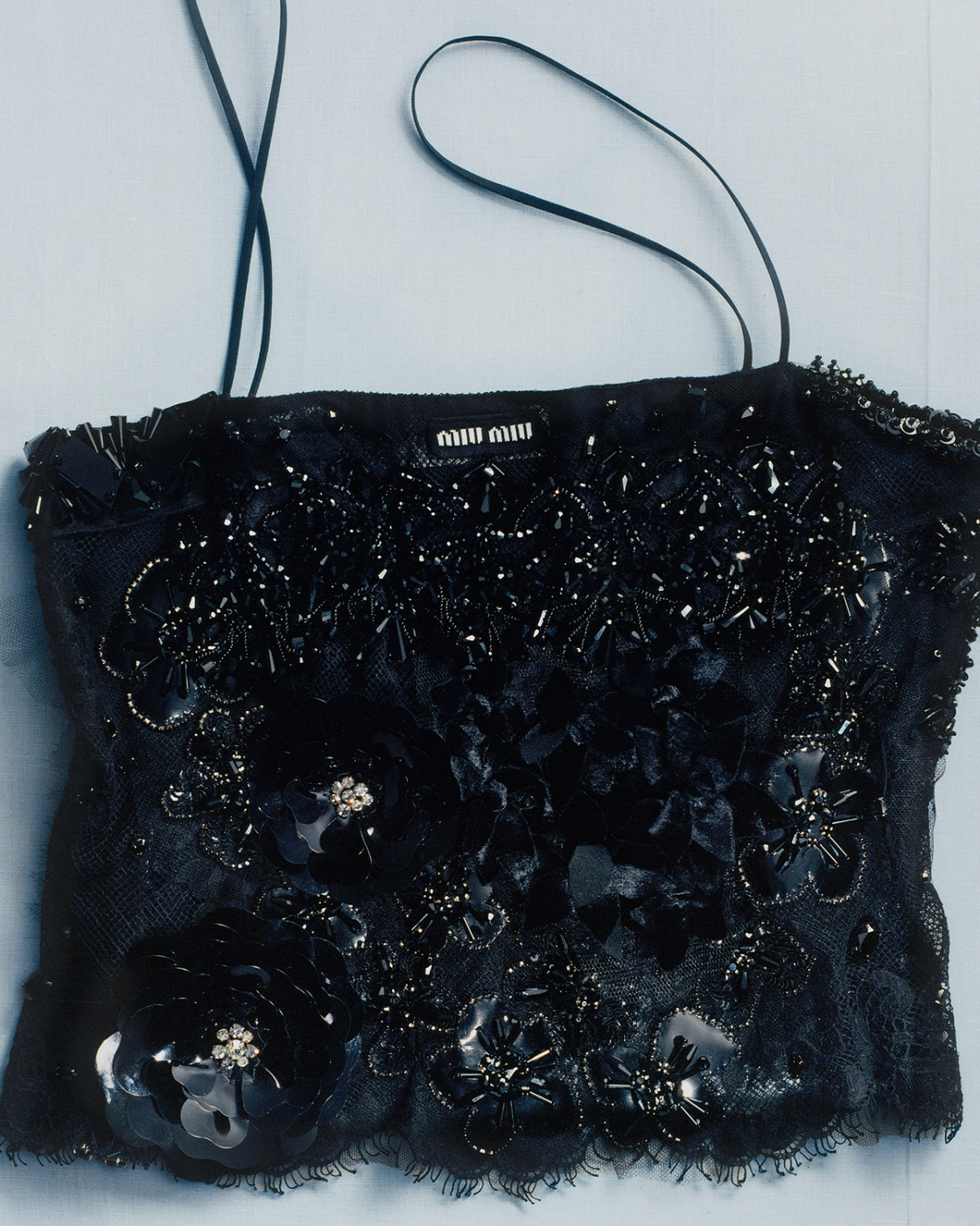 Embroidered lace top €6000