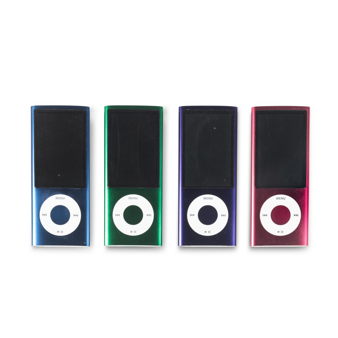 Lot 24, A set of four Apple iPod Nano, 5th generation (2009), Est. 80-120 €