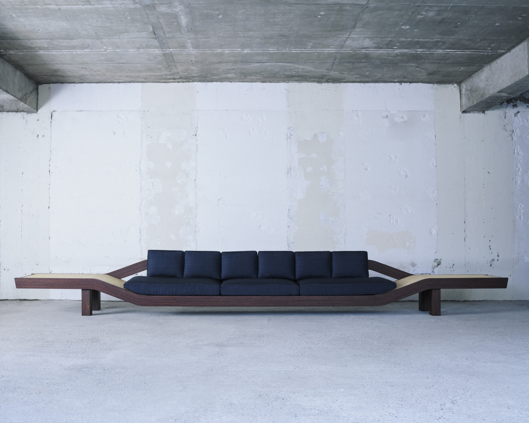 La Banquette de la Résidence de l’Ambassadeur du Japon à Paris (1967)