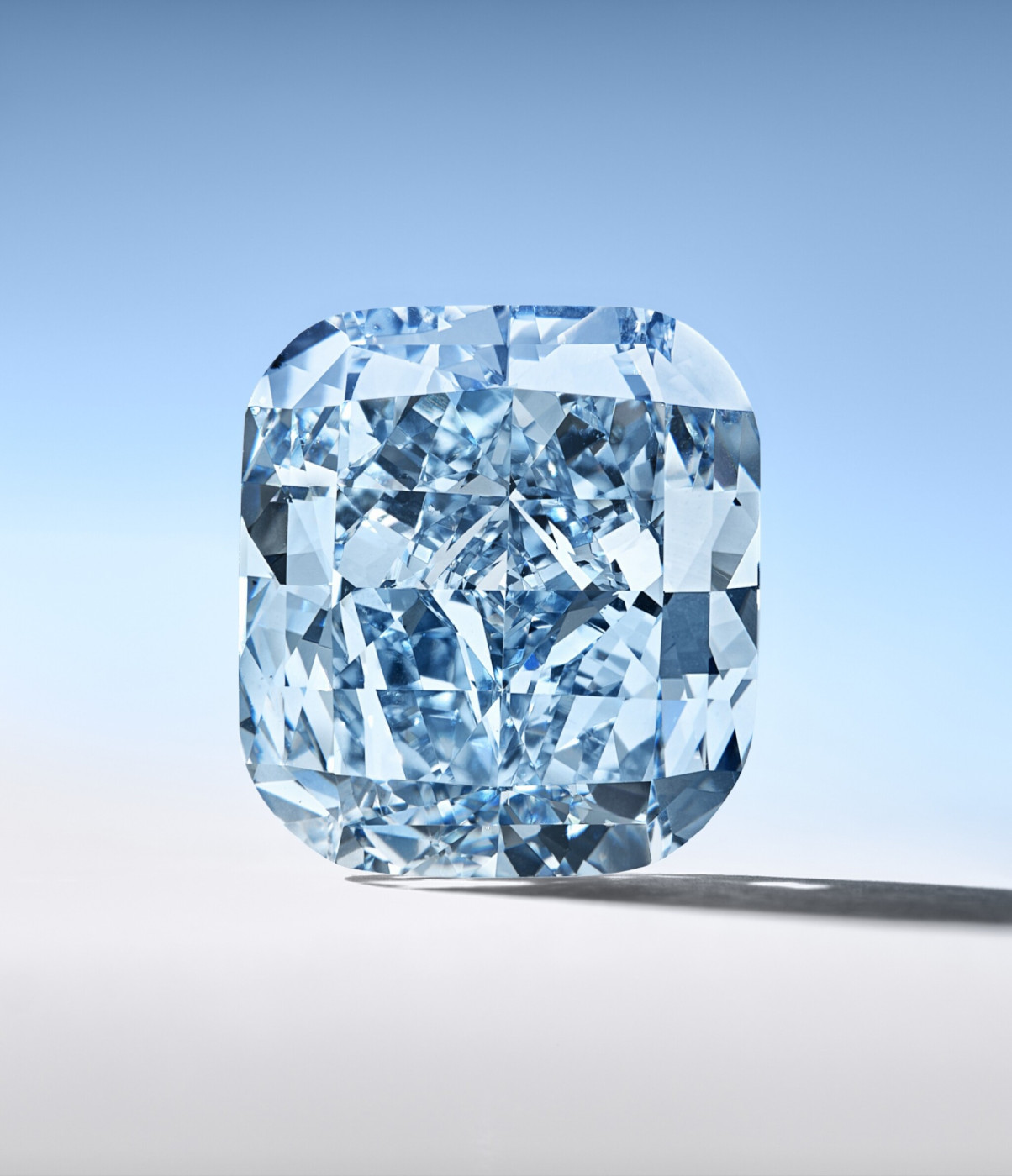 Mediterranean Blue Diamond - Estimate Around 20 Million USD - to be Sold in Sotheby's High Jewelry