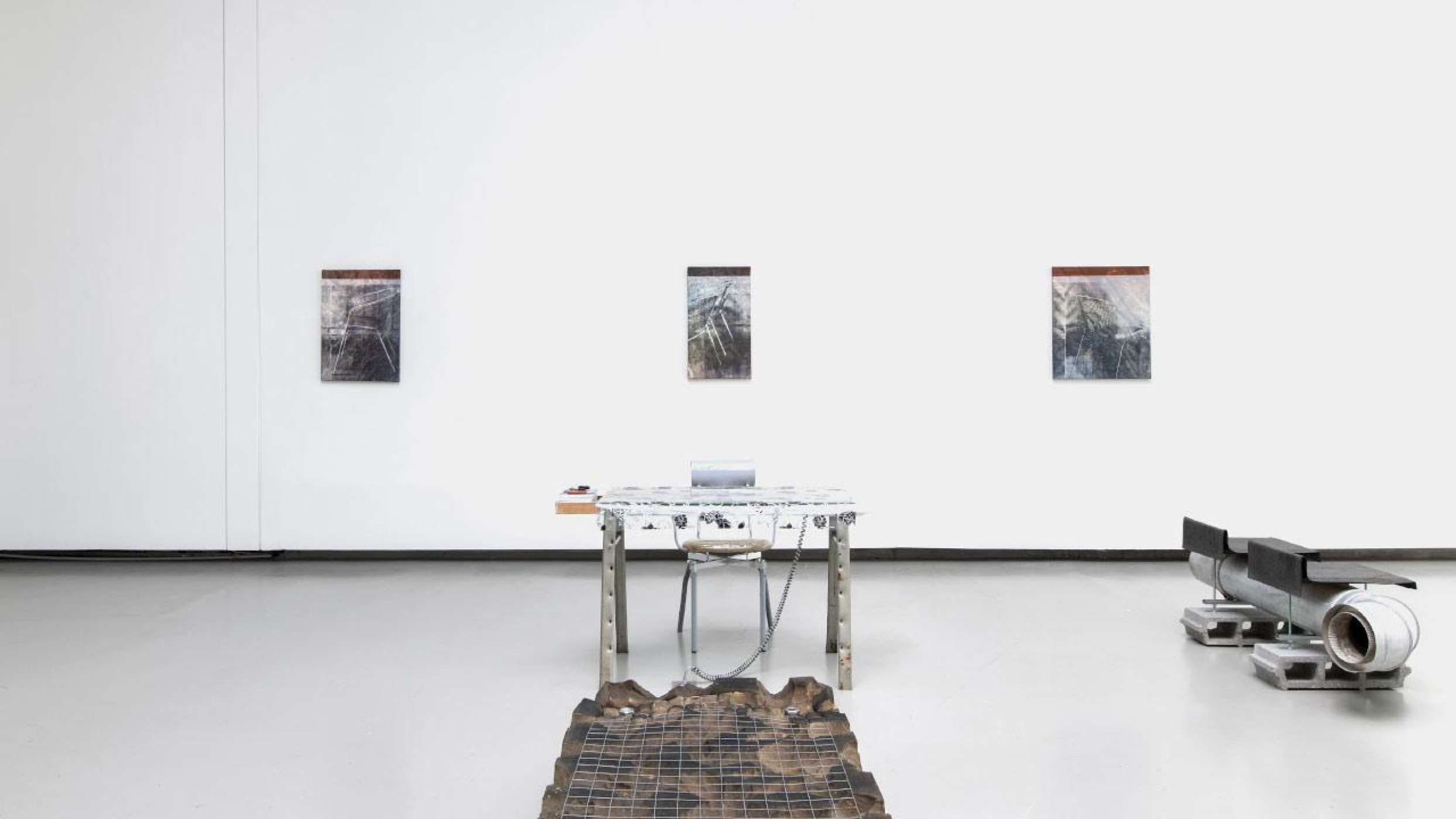 Exhibition view of Eva Nielsen, “Aster”, La Verrière, 2025 © Isabelle Arthuis / Fondation d’entreprise Hermès © ADAGP, Paris, 2025