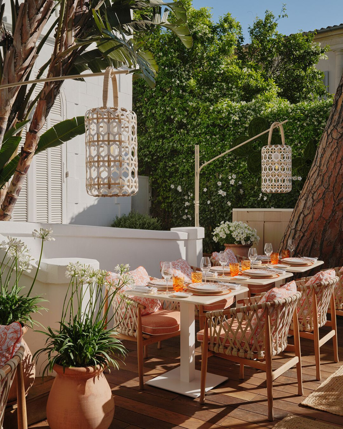 White 1921 Hotel Pop‑Up Restaurant
