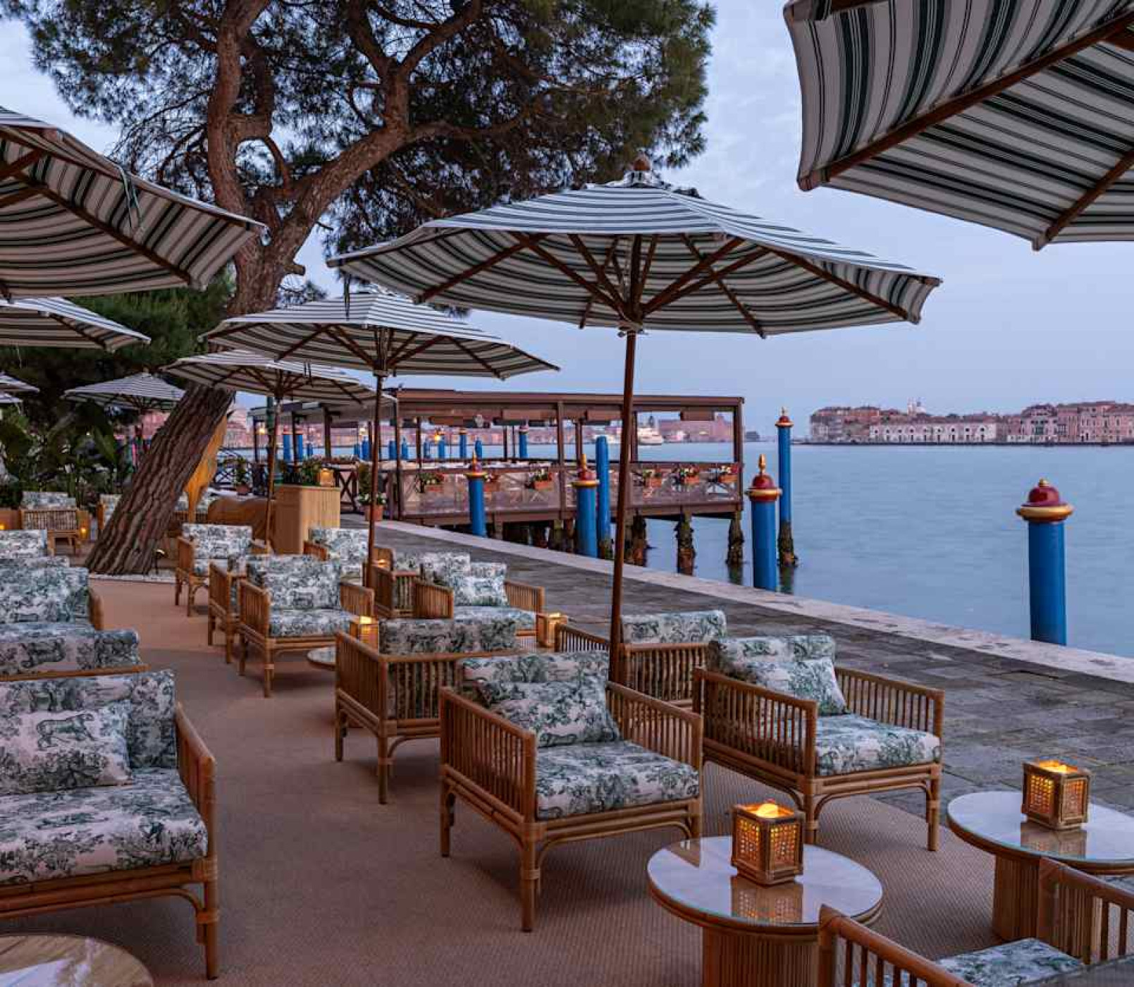 Dioriviera Pop-Up Boutique & Il Bacaro Dior Bar
