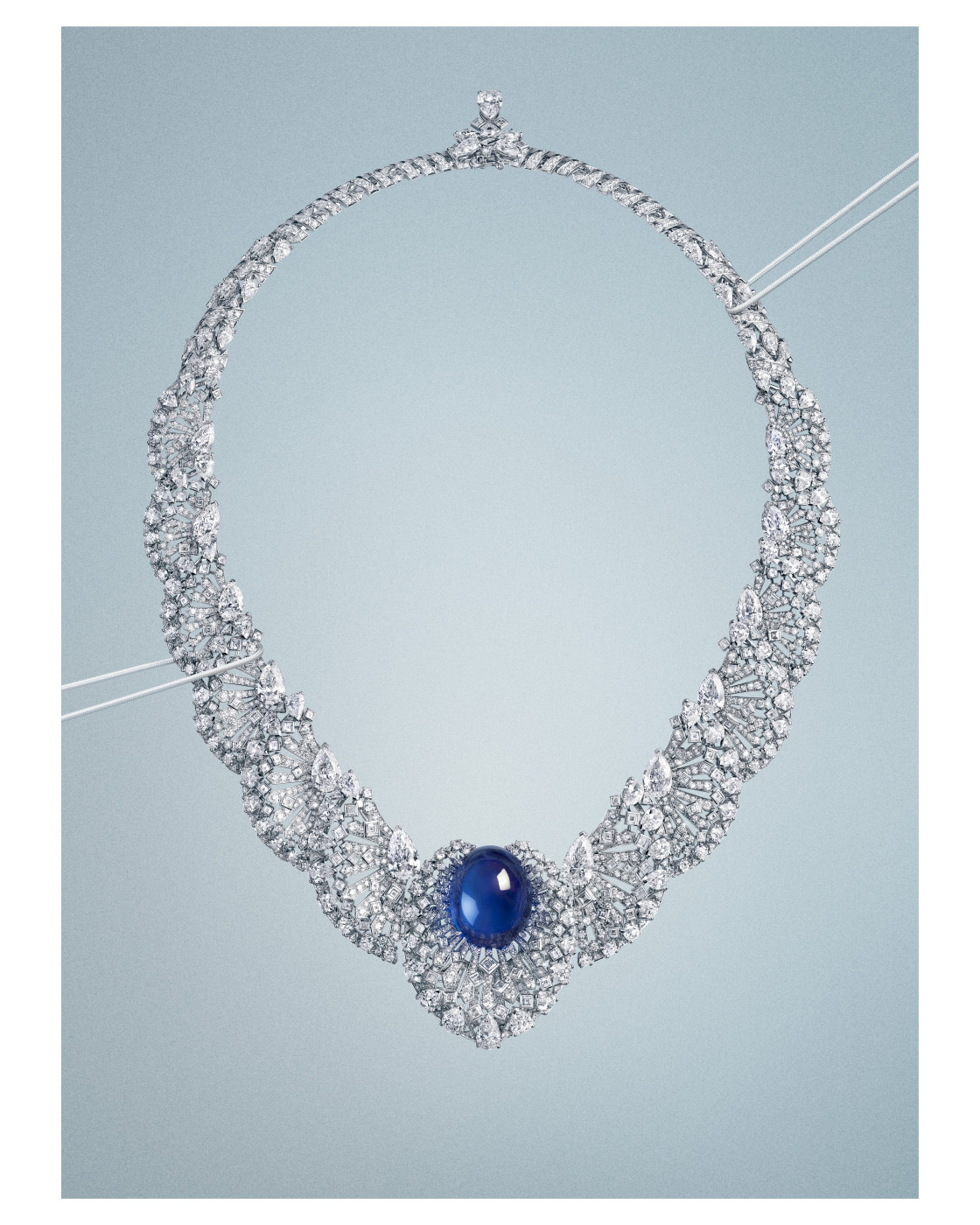PAVOCELLE NECKLACE / BROOCH, Platinum, sapphire, diamonds