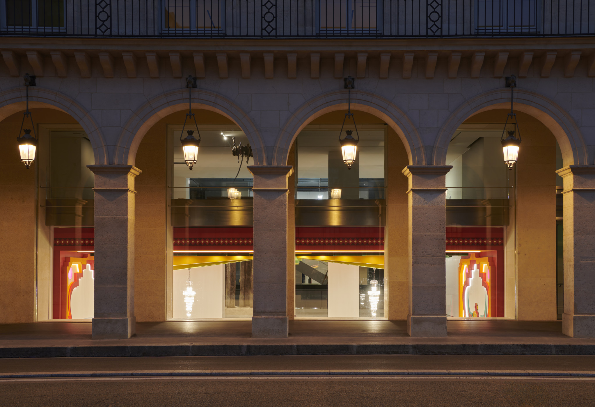 Outside view from rue de Rivoli By Marc Domage