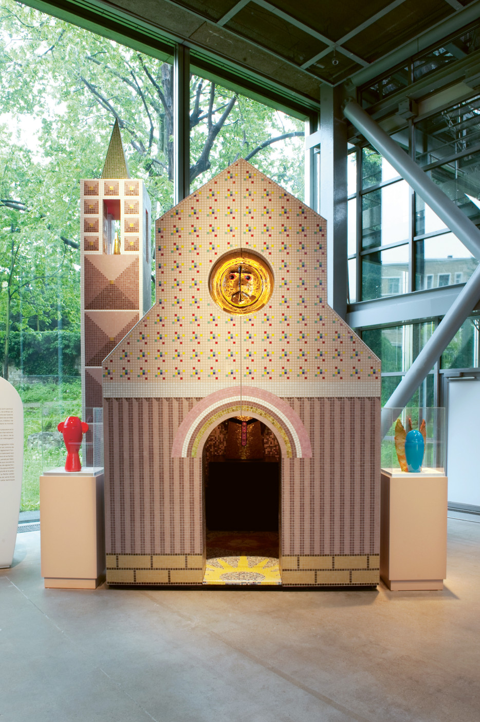 © Ambroise Tézenas Artiste : © Alessandro Mendini