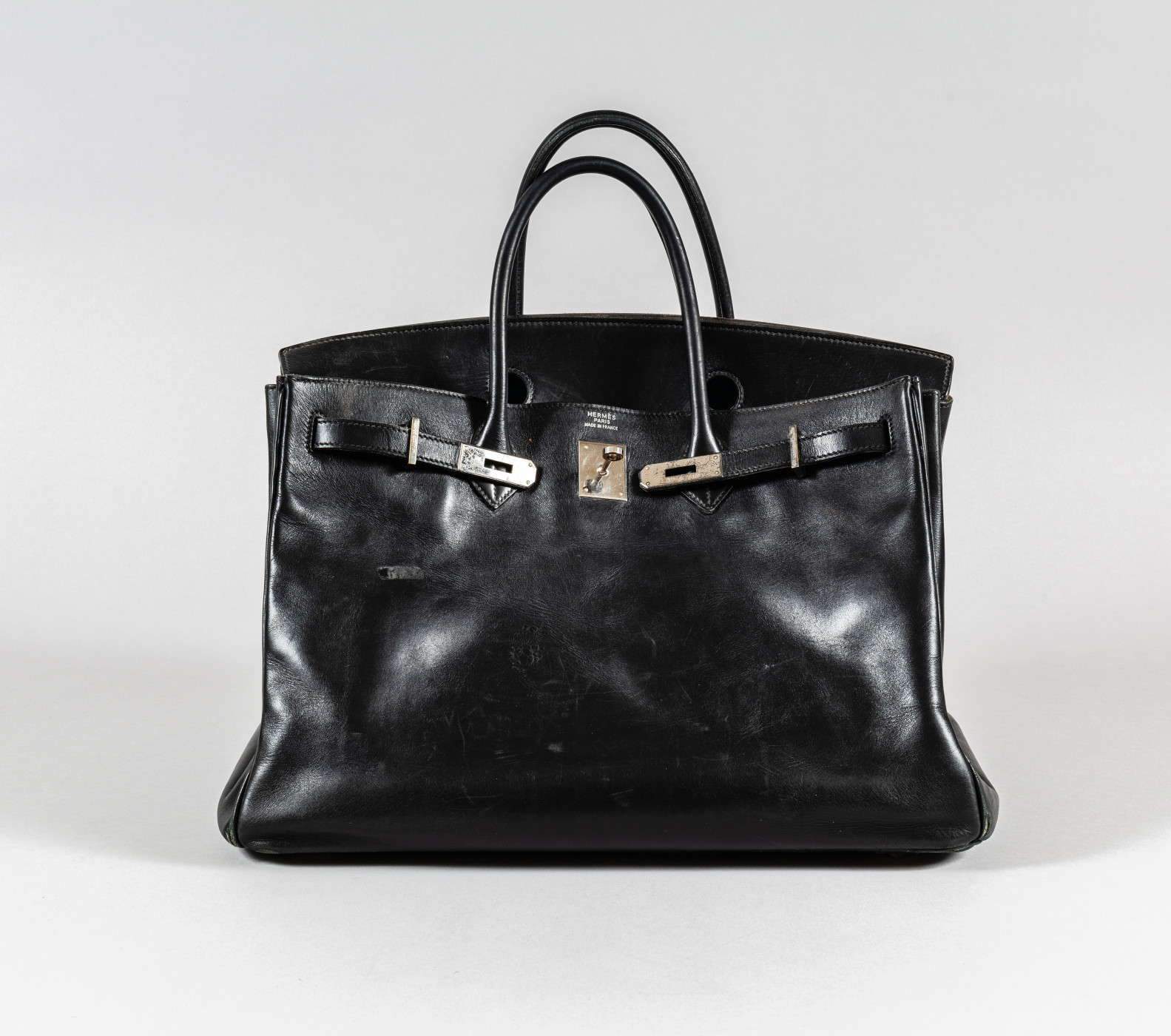 The Birkin Voyageur owned by Jane Birkin between 2003 and 2007, Sotheby's Abu Dhabi Auction