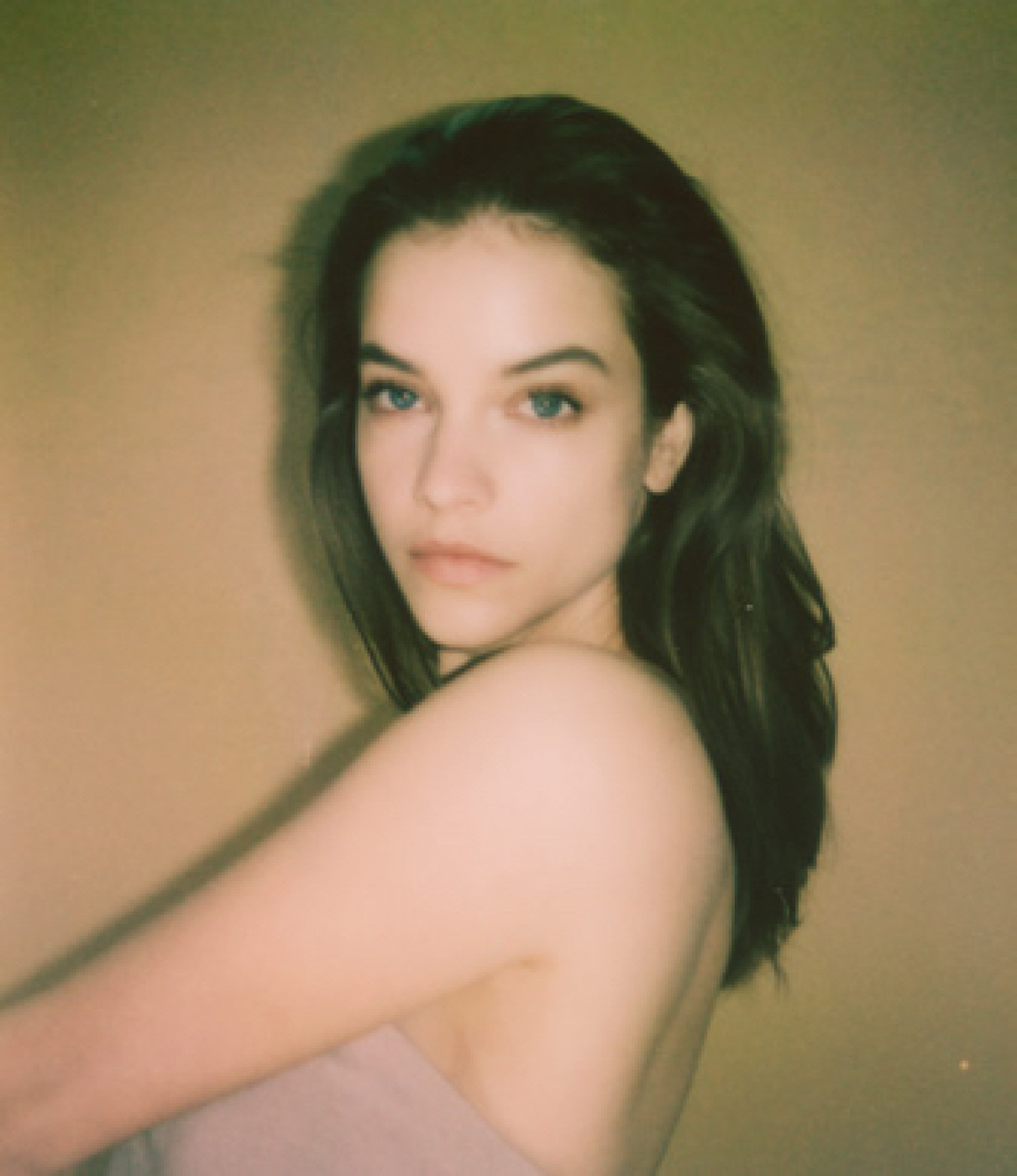 ￼BARBARA PALVIN, MAKE UP: JEAN CHARLES PERRIER, HAIR: MARC ORSATELLI 2023