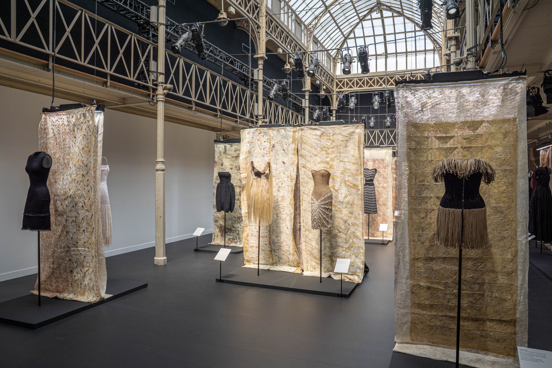AZZEDINE ALAÏA ET L'AFRIQUE ©️ Stephane Aït Ouarab