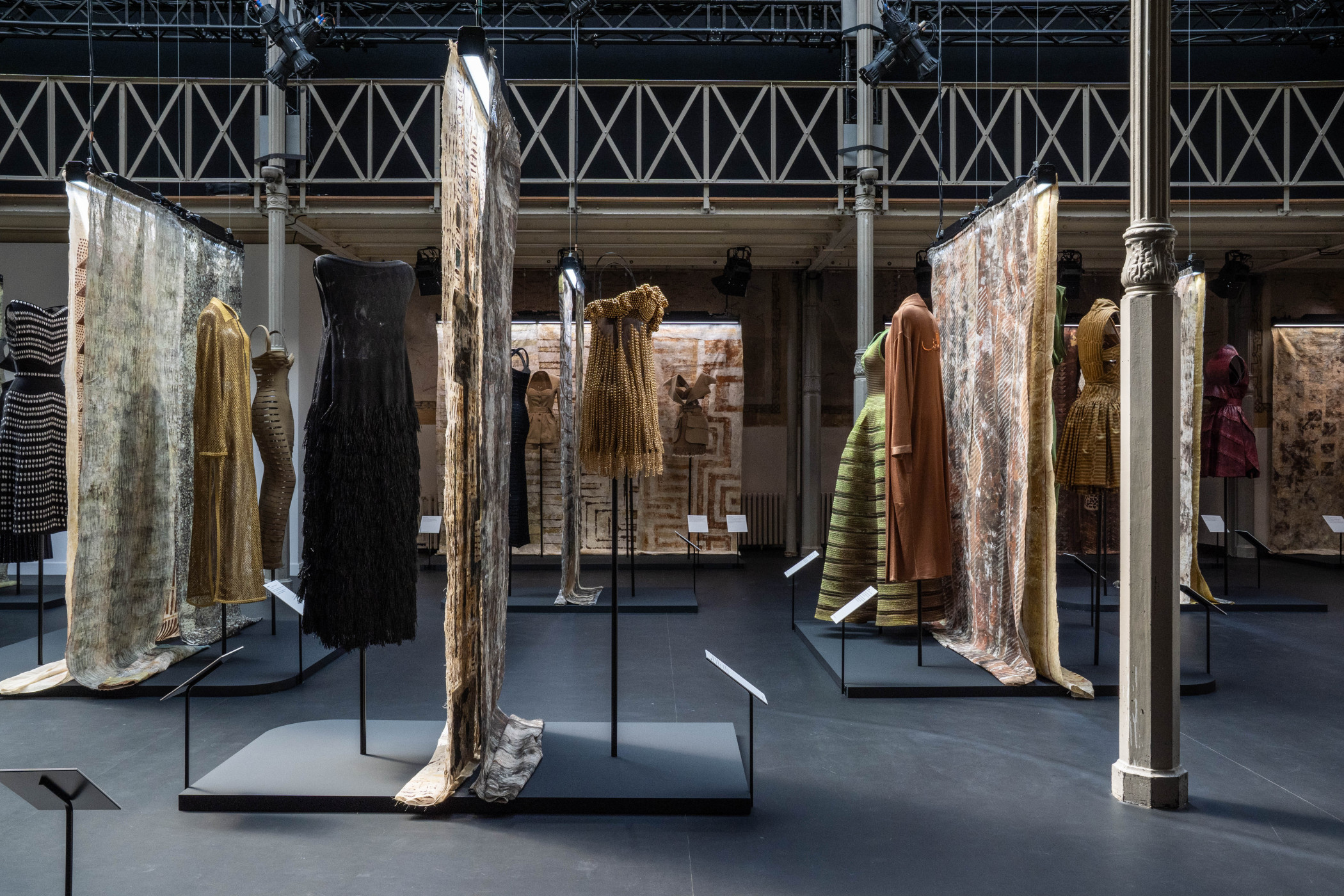 AZZEDINE ALAÏA ET L'AFRIQUE ©️ Stephane Aït Ouarab