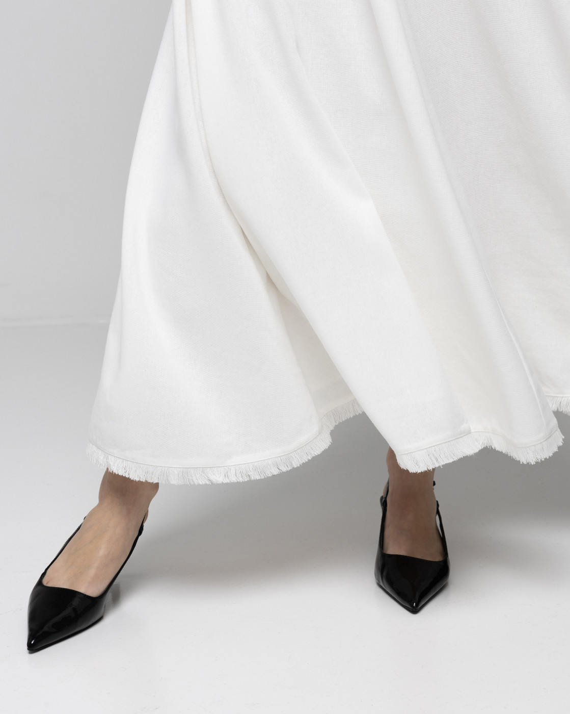 IACUBENCO Look 9 Liora linen dress
