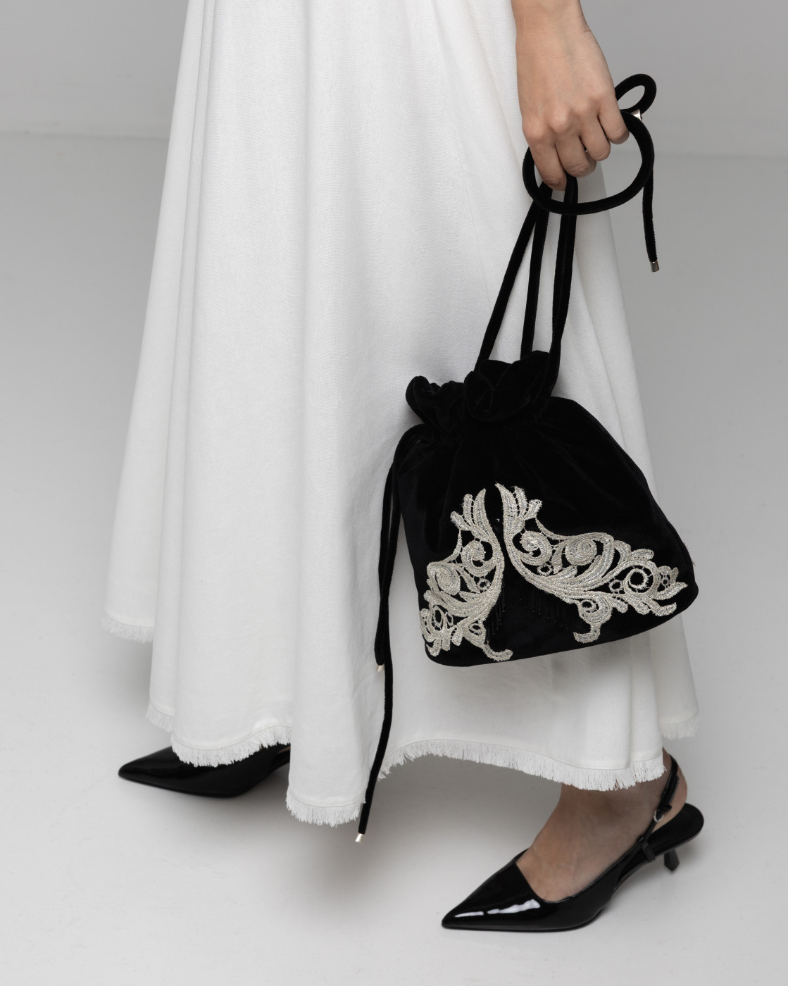 Look 15 Nerine handcrafted handbag